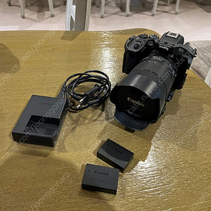 R10+ EF-S 18-135mm Nano USM 렌즈 팝니다