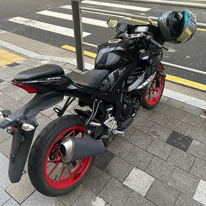 스즈키 GSX R125 23년식 8400km 판매합니다 서울 오토바이