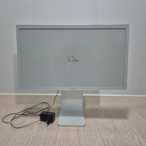 오닉스 미라 프로 (Mira Pro) 25.3인치 이잉크 모니터 (흑백)