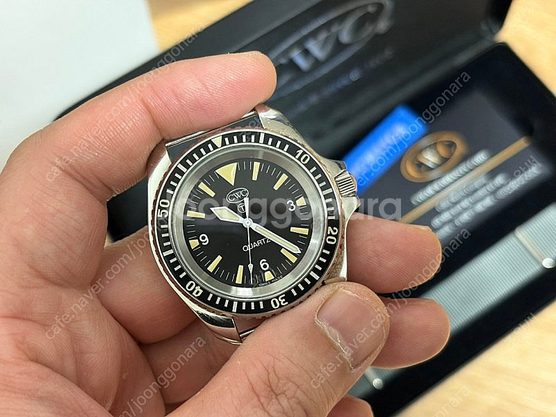 CWC 1983 Royal Navy Diver Re-i...--3