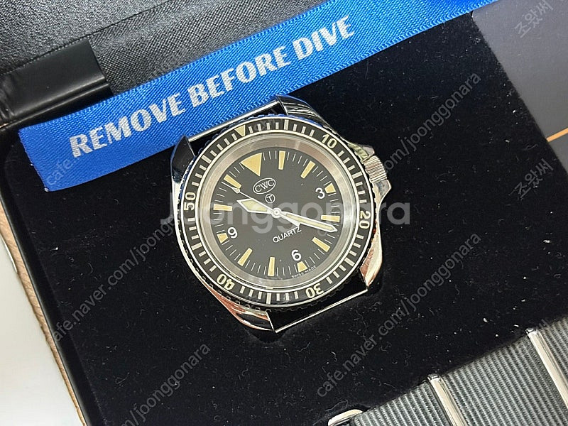 CWC 1983 Royal Navy Diver Re-i...--7