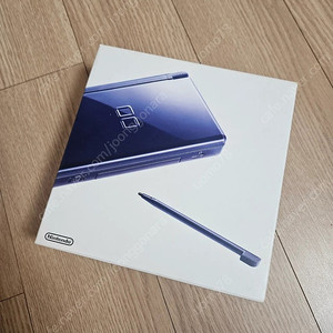 닌텐도 DS LITE 에나멜 네이비 판매