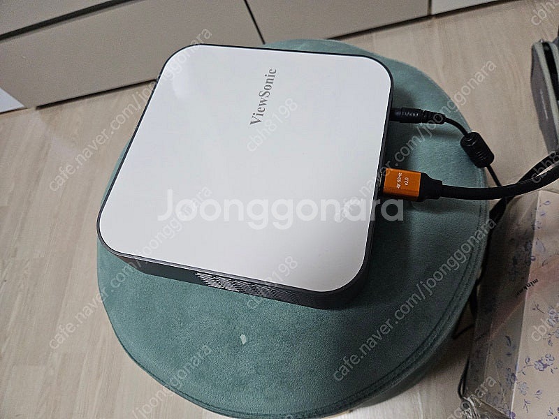 (실시간네고)뷰소닉 m2e 프로젝터 판매합니다 FHD+...--3