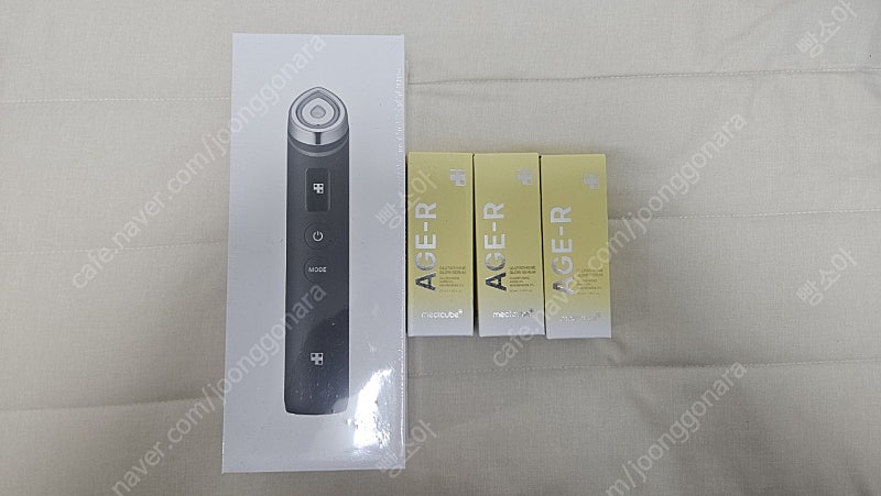 메디큐브 에이지알 부스터 프로 미개봉 새상품+세럼 3개