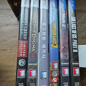 ps4 ps5 CD 일괄로 팝니디. (사진참고)