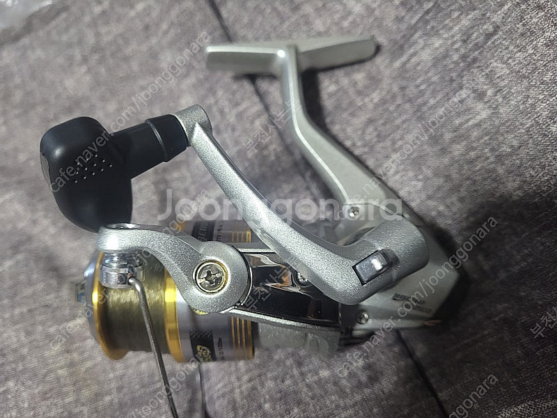 LIBERO live to fish SP2500 릴--2