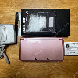 닌텐도 3DS 구작다수 미스틱핑크 (국내정발) + 정품 충전기 + 정품 배터리 (미사용품) + 크리스탈케이스 (새제품) + 택포