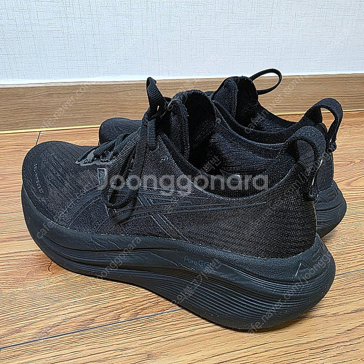 아식스 젤님버스27 (2E) 와이드 거의새것 270사이즈--2