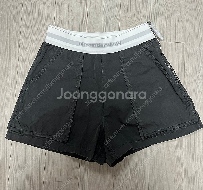 [새상품] 알렉산더왕 카고 레이브 쇼츠--2