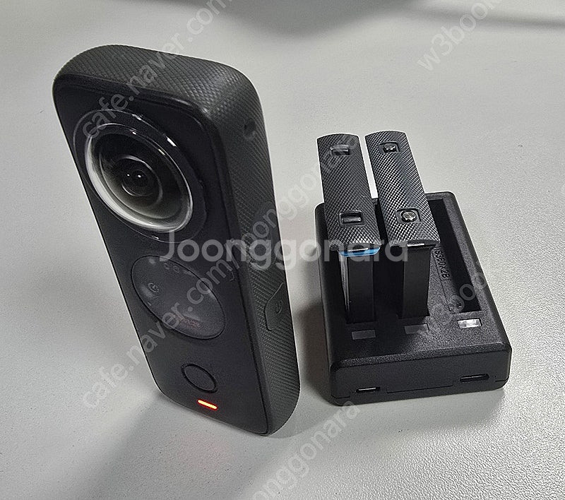 INSTA 360 ONE X2 본체 + 호환충전기 + ...--0