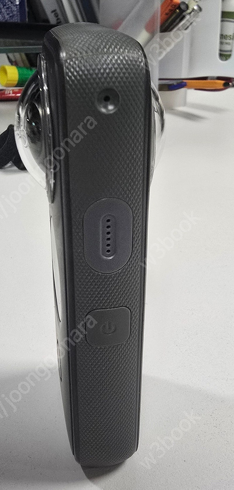 INSTA 360 ONE X2 본체 + 호환충전기 + 호환배터리 2 + 정품 배터리 이미지