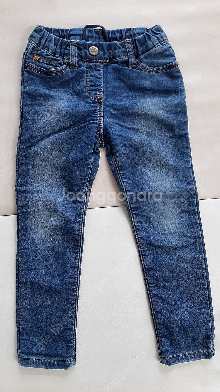 110사이즈 겨울옷 상의 3+바지 3벌(+상의 1벌 덤) 일괄 gs25 반값택배비 포함 29000원에 팔아요~--6