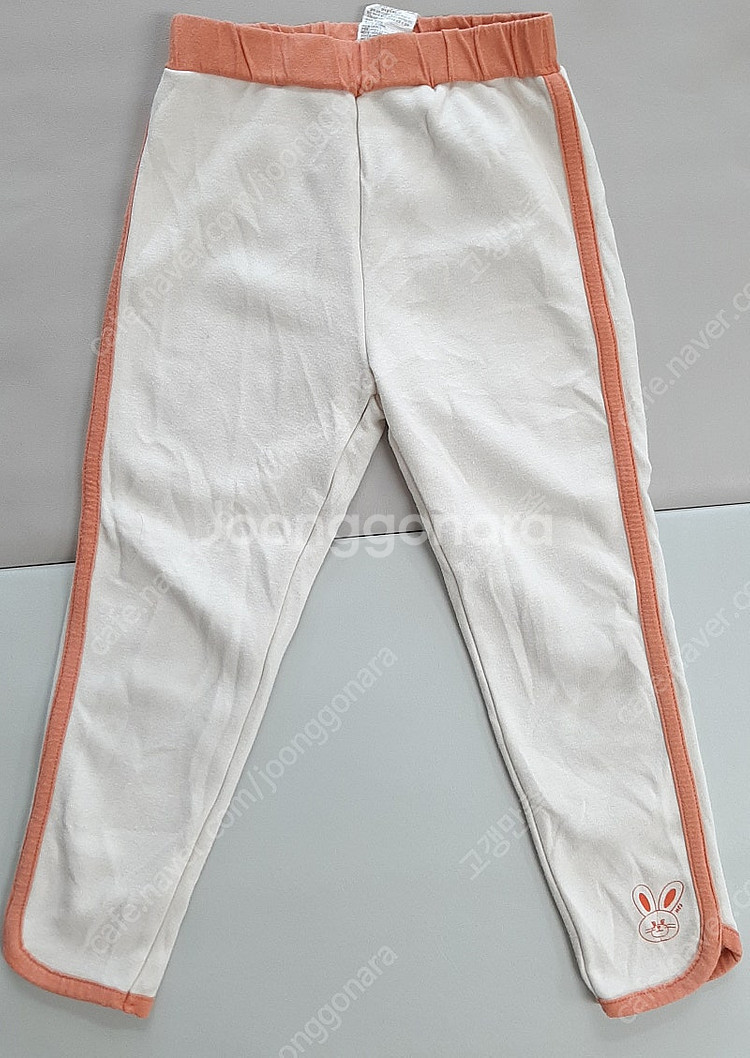 110사이즈 겨울옷 상의 3+바지 3벌(+상의 1벌 덤) 일괄 gs25 반값택배비 포함 29000원에 팔아요~--7