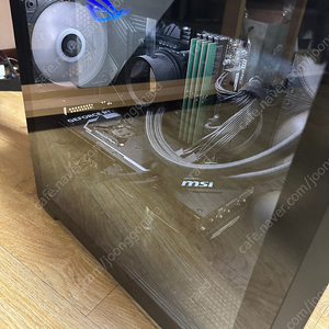 i9-13th, 4070ti, 128gb, 4tb 데스크탑 본체 팝니다. 개인입니다.