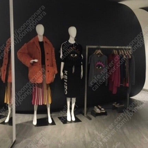 구호, 타임, 마인, 랑방 ,몽클레어, 발렌시아가, 버버리, 막스마라 , 뮤베일 ,시스템 ,한섬, 보카바카 구찌 마르니 분더샵 쟈딕 페레가모 골든구스 리민
