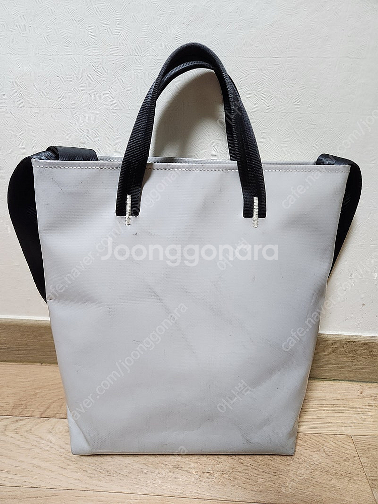 <판매완료>프라이탁 리랜드--0