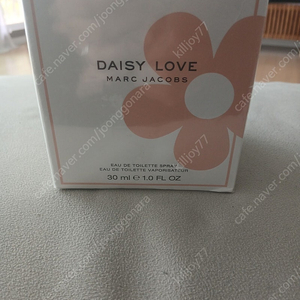MARC JCOBS DAISY LOVE 마크제이콥스 데이지 러브향수