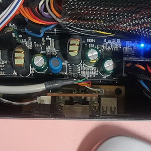 Itx용 dc파워랑 어뎁터 팝니다.