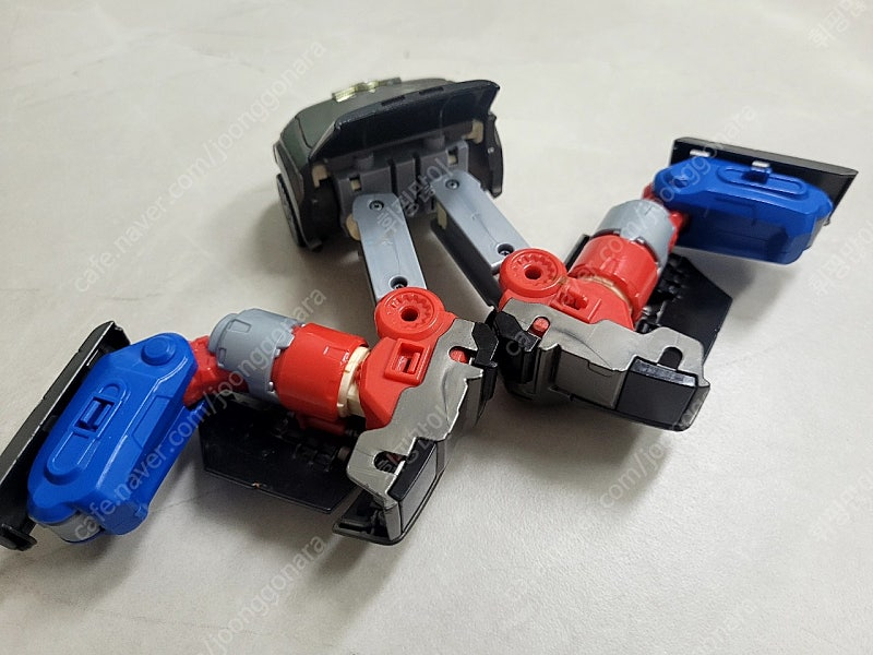 또봇 트라이탄 쉴드온 부품(합체시 팔 부분 X)--5