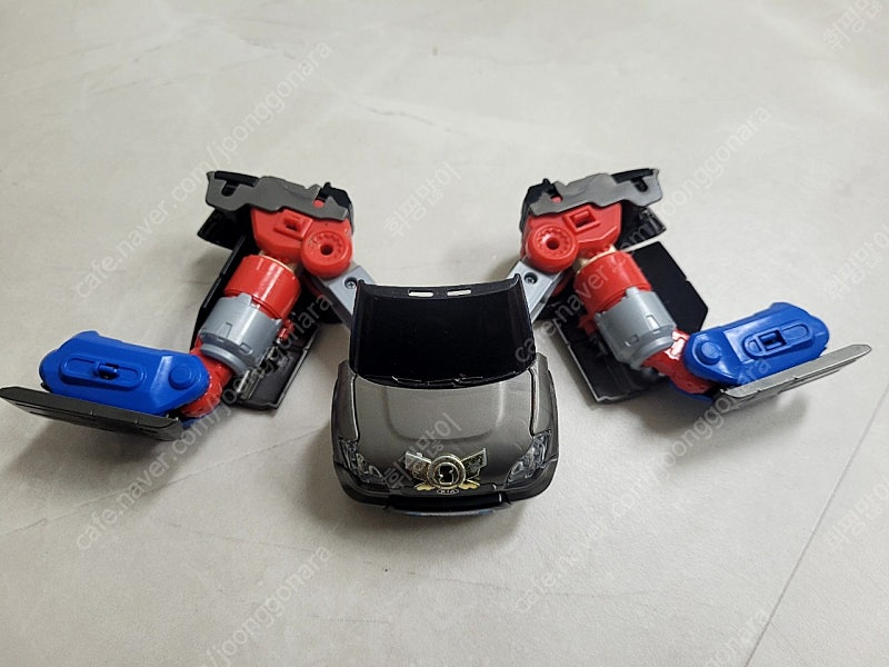 또봇 트라이탄 쉴드온 부품(합체시 팔 부분 X)--8