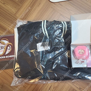 키움히어로즈 스타디움점퍼 및 맴버십 사은품 팝니다