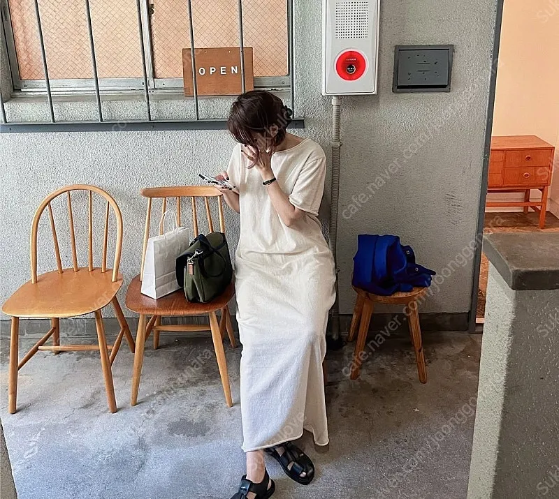 위꼬모 니트 원피스 블랙 아이보리 이미지