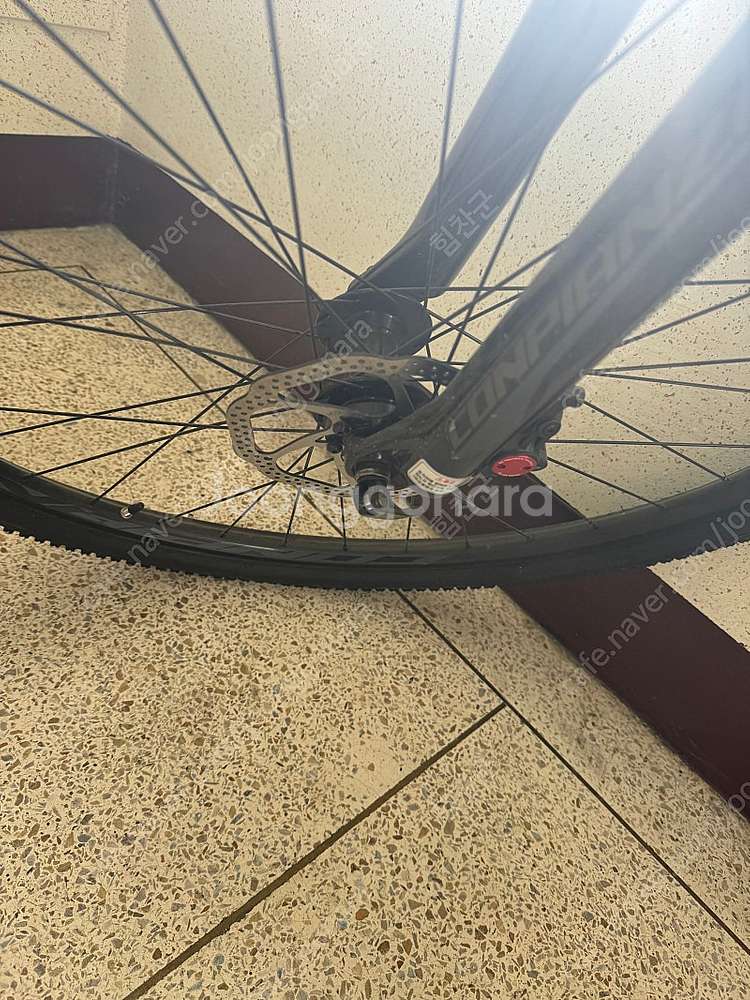 콘피안자 MTB 자전거 팝니다. 상태 특s--9