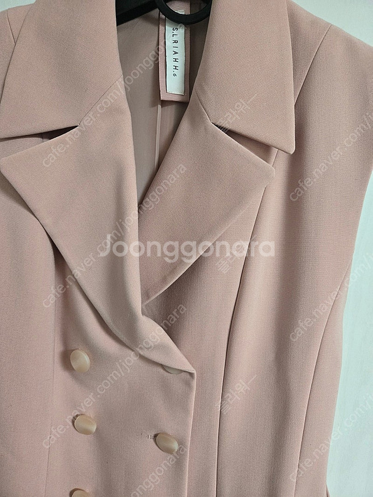 트렌치원피스. 타임 듀엘 나이스클랍 에고이스트 씨씨콜렉트 온앤온 미샤 시스템 sjsj 쥬크 지컷 노스페이스 더캐시미...--1