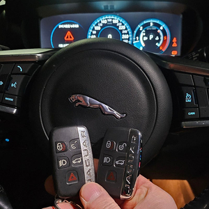 [판매] 재규어 E-PACE, F-TYPE, XE, XF, XJ 차량키 동작 오류 또는 침수 고장 수리 원상복구, 긴급하게 시동걸어야하는 상황, 방문출장 제작