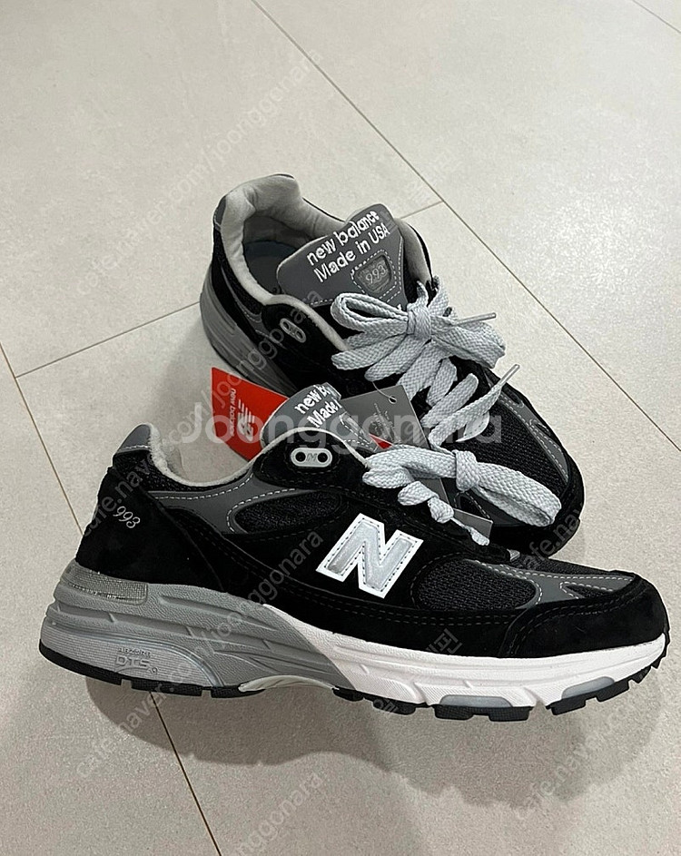 뉴발란스 993 블랙 240--0