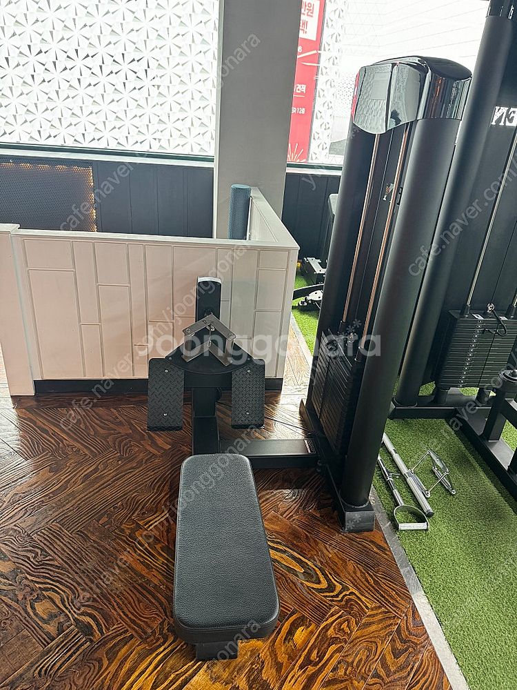 추가기구 입고로 인하여 공간확보 및 기구 재배치로 헬스...--1