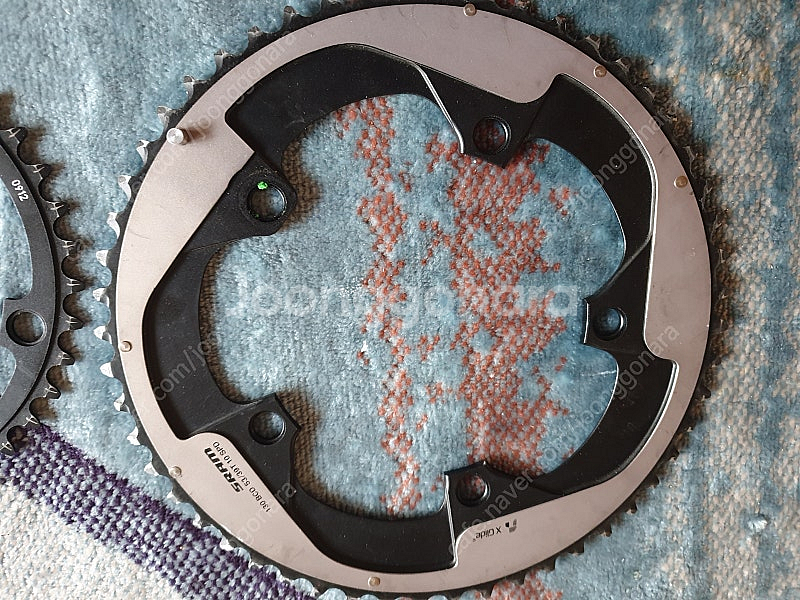 스램 레드22(sram red22) 체인링 (bcd130 53-39t)(히든볼트방식) 판매합니다--2