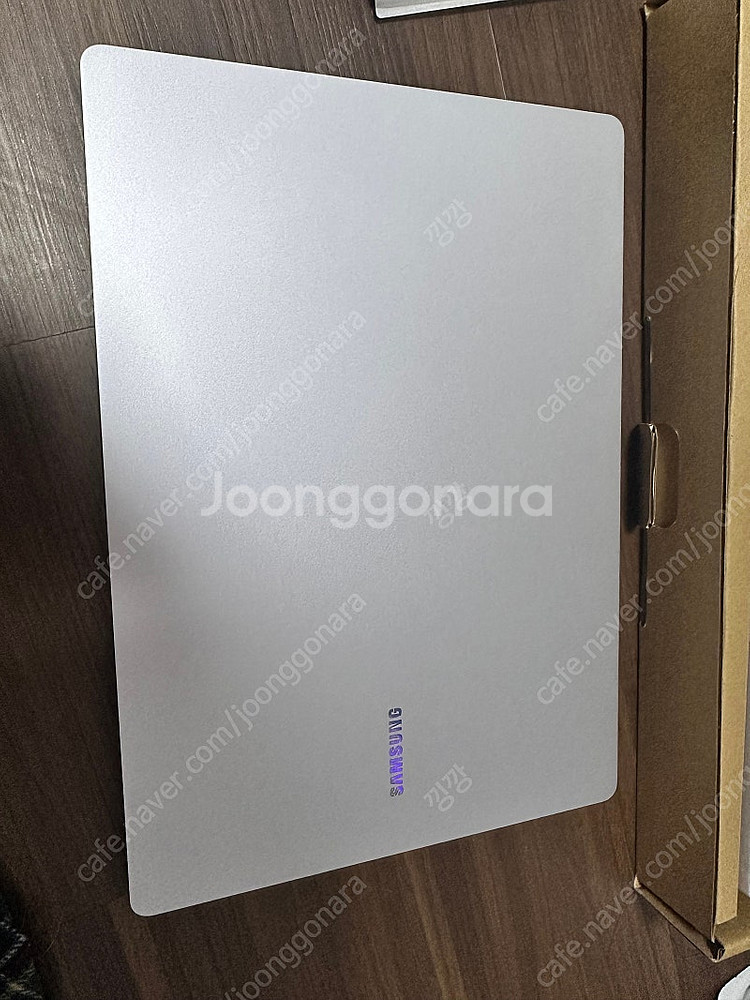 갤럭시북5 프로 NT940XHA-K51A 14인치 실버--0