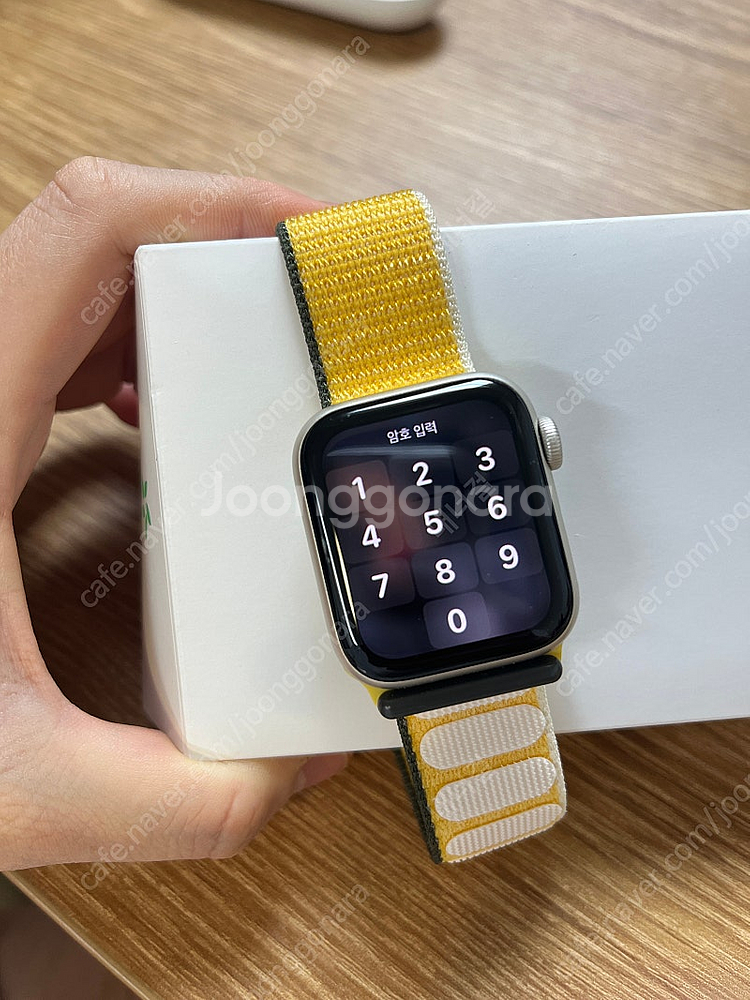 애플워치 SE2 40mm 스타라이트--1