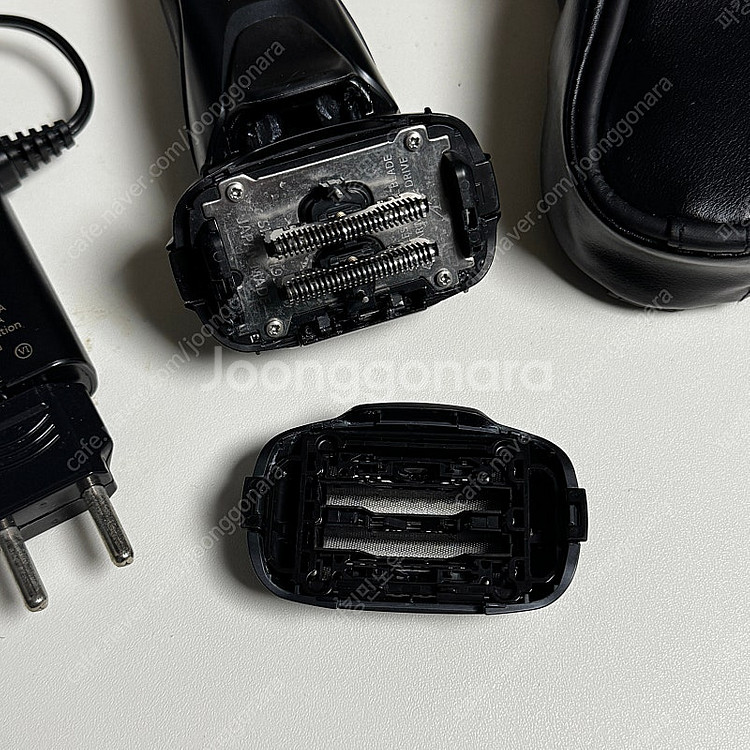 파나소닉 람대쉬 무선 전기 면도기 ES-LV97 팝니다...--3