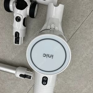 아이닉 i20 Elite 무선청소기 + 물걸레 키트 포함! 최상