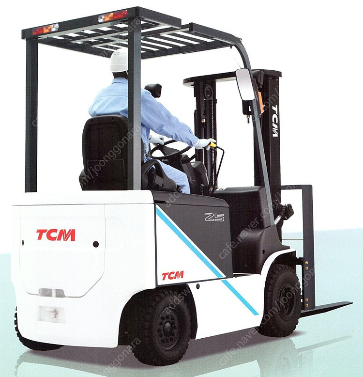 TCM 중고 전동지게차 2.5톤 2단 4500MM 싸이드쉬프트 장착 2018년식 [신차수준] 이미지