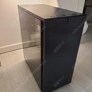 프랙탈디자인 디파인7 컴팩트 미들타워 PC케이스