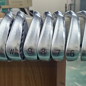 pxg 젠3 xp 아이언 세트 팝니다.