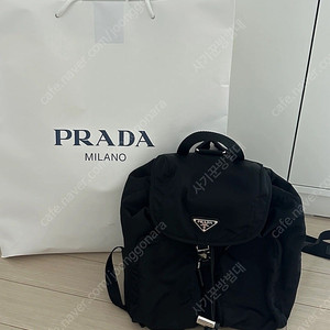 프라다 나일론 백팩 블랙 IBZ070