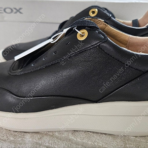 새상품) GEOX 루비디아 블랙 스니커즈 235