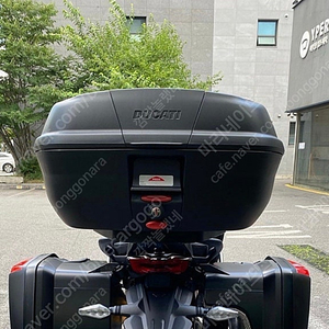 멀티스트라다 v4s 탑박스 판매합니디