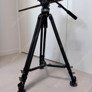 레오포토 킹콩 BV20 + LVC253C 비디오 삼각대 팝니다 (헤드포함)