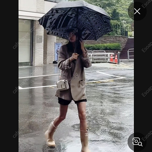 프라다 바람막이,자라 자켓,샤넬,산드라,마쥬,럭키슈에뜨,샤넬 레인부츠