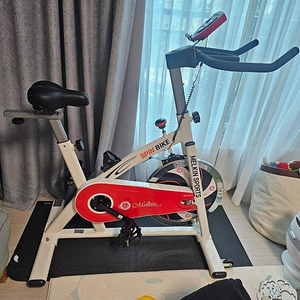 멜킨 실내자전거 스피닝 헬스 사이클 스핀바이크 클럽형 18kg