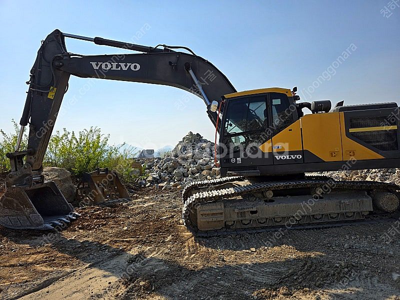 볼보 10급 굴삭기 EC300 2018년 11300시간...--1