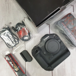 캐논 캐논 eos R3 RF70-200 RF5.2 듀얼 삼양 RF85.4 M50ii 15-45 32.4 10-22 17-85 18-200 24stm 35macro 50MM F2.5