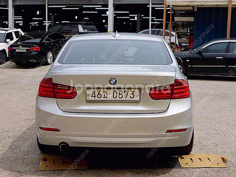 BMW 3시리즈 (F30) 320d 저렴하게 판매합니다...--2