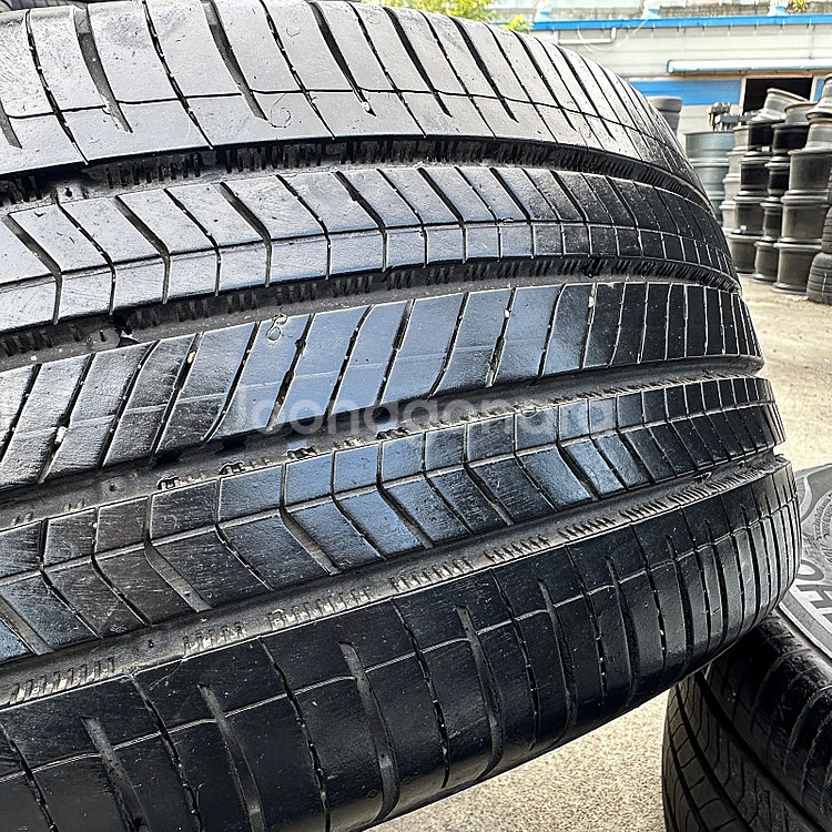 제네시스 DH 18인치 순정 휠타이어 세트 팔아요 245 45 18--5