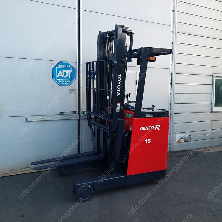 도요타 중고 전동지게차 1.5톤 2단 4000MM 7FBR15 입식지게차 이미지
